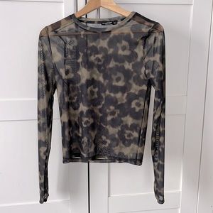 🎉 BOGO! 2/$12! Stradivarius Camo Sheer Top